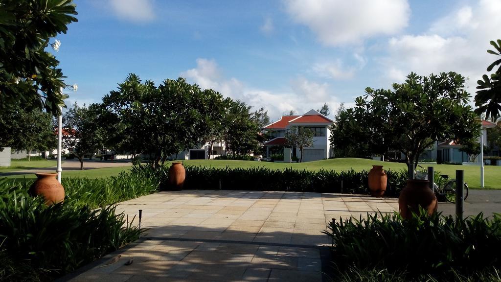 Ocean Apartment Spa & Golf Danang Da Nang Exterior foto